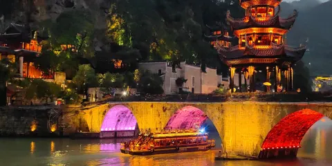 貴州醉美黔東南「通天河」三小時暢快漂流+鎮遠古城