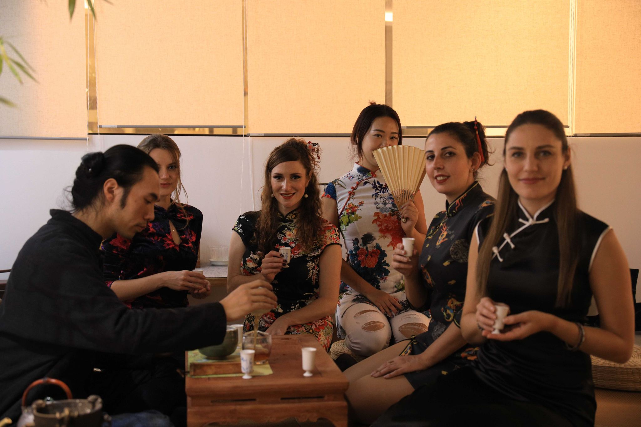 Chinese Tea Ceremony Experience -- Discover Ming & Qing Dynasty Tea Culture