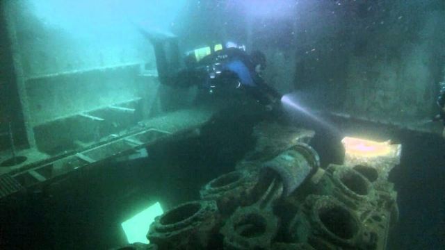 Double Dive au Ocean Revival Park