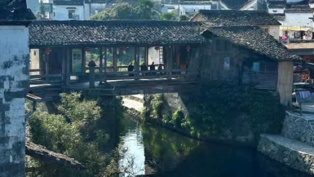 Pakej pelancongan sewaan peribadi 8 jam di Wuyuan Timur / Lawatan pantas ke Huangling + Jiangwan + Moon Bay + Shangtan