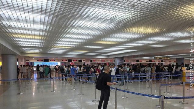SERVICIO EXPRESS DE INMIGRACIÓN EN TODOS LOS AEROPUERTOS DE VIETNAM