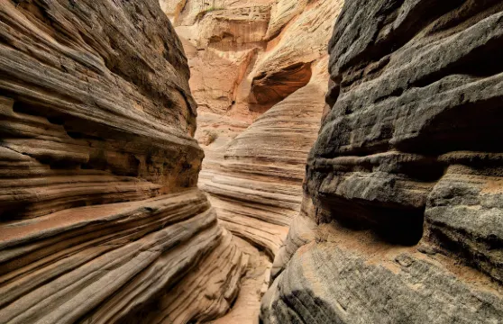 陝西榆林波浪谷+毛烏素沙漠+統萬城+波羅堡一日遊中英文服務