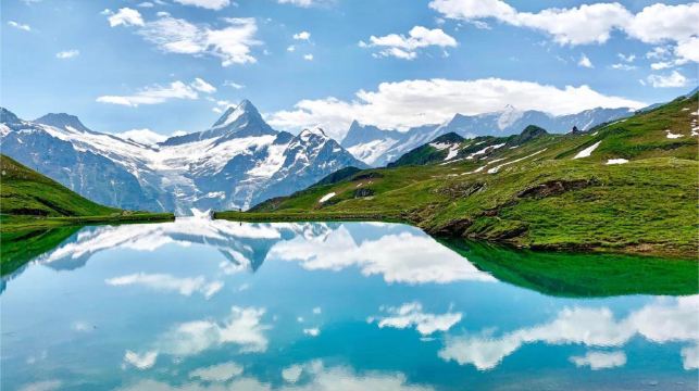 瑞士格林德瓦小鎮+費爾斯特山+懸崖步道+巴查爾普湖【包車】