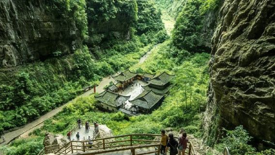 Чунцин: Индивидуальная однодневная экскурсия в геологический парк Улун Карст