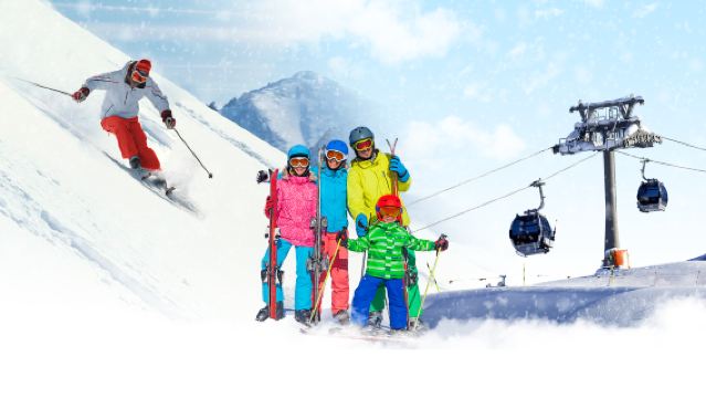 Tour riêng từ Baku đến Shahdag: Khám phá vương miện của dãy Caucasus quanh năm đầy thú vị