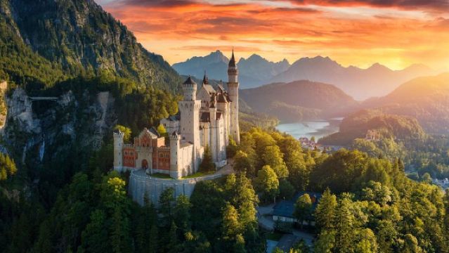 Neuschwanstein & Linderhof - Sprookjeskastelentour vanuit München