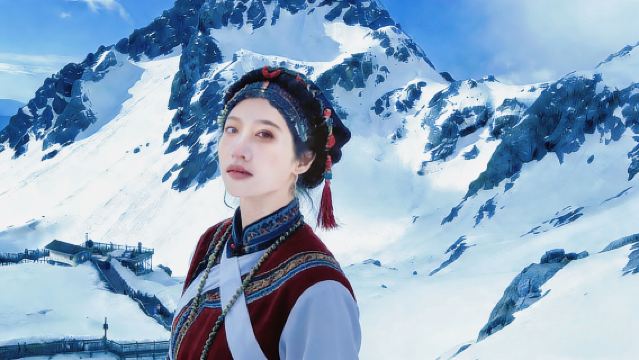 Tour di un giorno a Yulong e Giardino dei Ghiacciai di Lucerna + piccolo gruppo di 8 persone + tre regali inclusi|Gratis vista dell'oro sul Monte Jinshan