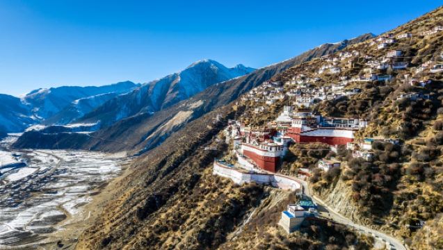 直貢梯寺+德仲溫泉·專屬包車一日遊 不拼車 不包門票