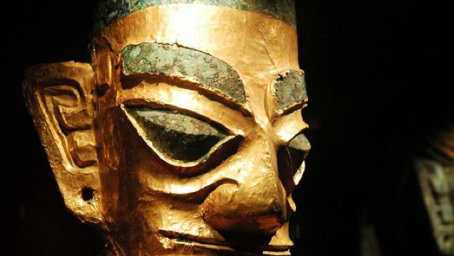 Ancient Shu Civilization Day Tour: Sanxingdui+Huanhuaxi Park+Sichuan Opera Face-Changing