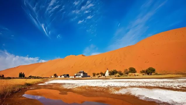 Excursión de un día de Kashgar al desierto de Dawakol: Vive la joya azul entre las arenas