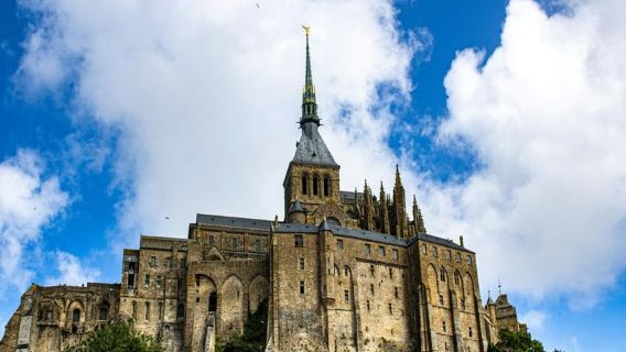 From Paris: Mont Saint-Michel Guided Day Trip with Entry