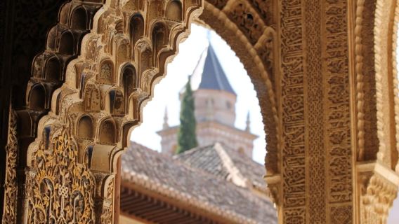 Guidad rundtur i Alhambra med snabbkö-inträde