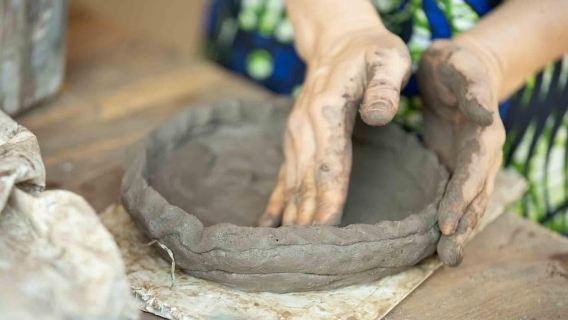 Kigali: Traditional Kubumba Pottery Making with Local Women