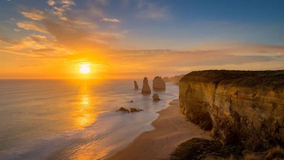 Reverse Great Ocean Road Day Tour with Kangaroos & Koalas