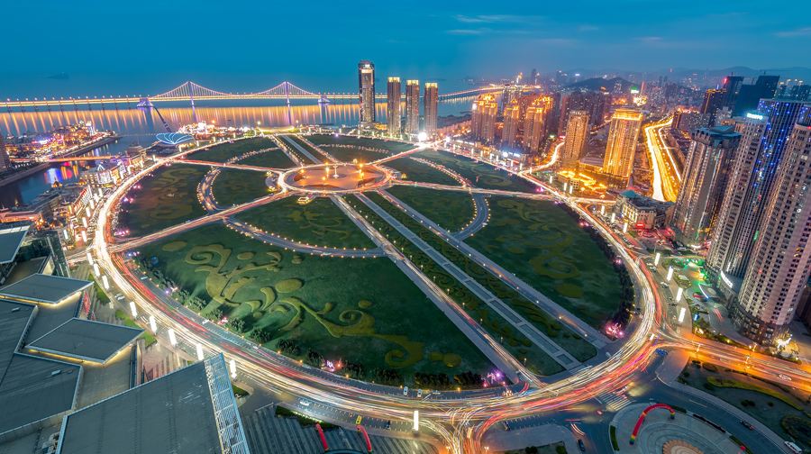 【獨立包團】帆船出海+蓮花山頂瞰大連+棒棰島設施1日純玩包車團