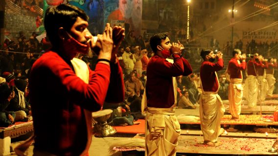 9 – Days Tour of The Golden Triangle of India Along with Varanasi including Local Guide Service