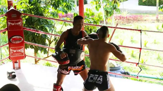 普吉島：初學者泰拳團體入門課程