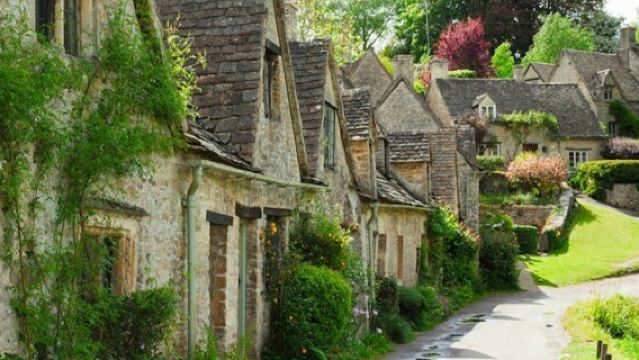 Cotswolds: Tour Guidato Giornaliero da Londra + Pranzo Facoltativo