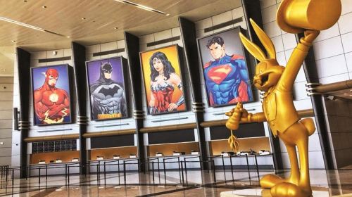 From Abu Dhabi Shared Tour: Warner Bros Magic with Abu Dhabi City Sights Day Tours 3