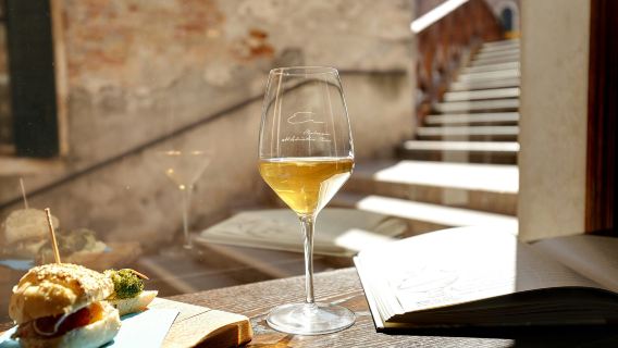 Venice: Local Wine Tasting Tour