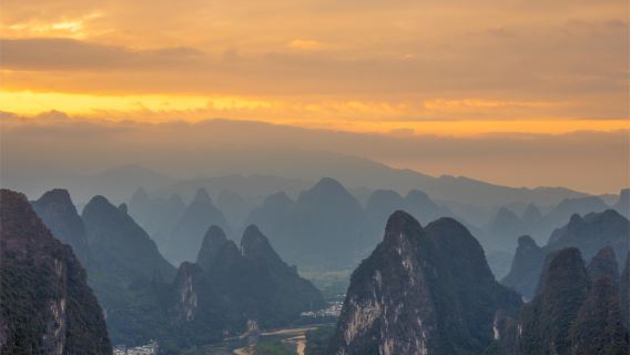 Guilin:Half-Day Xianggong Hill Sunrise Tour