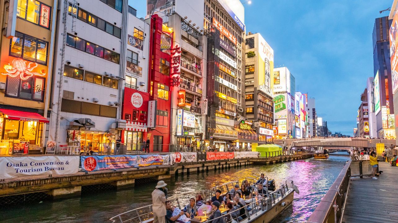 Customized one-day tour in Osaka/Kyoto/Nara/Kobe, Japan, with hotel door-to-door pickup