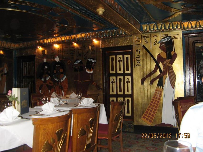 Cairo: Dinner Cruise on the Nile River with Entertainment
