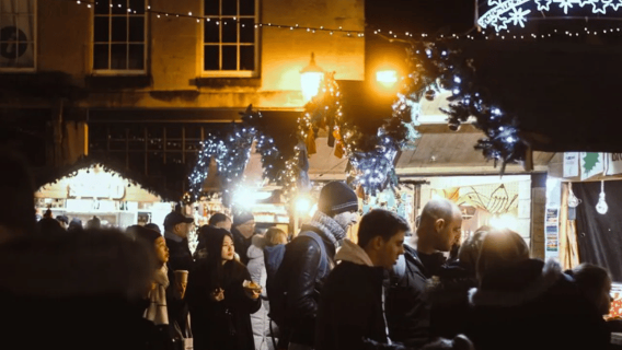 Bath: Christmas Market and City Highlights Walking Tour