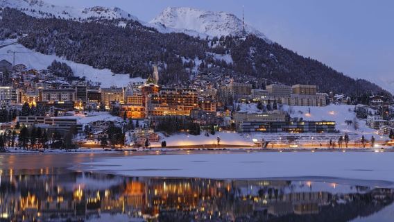 St. Moritz in 1 Giorno: Tour da Milano con Bernina Express