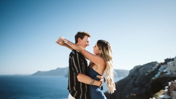 Santorini: privéfotoshoot met professionele fotograaf
