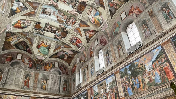 Vatican Museums + Sistine Chapel + St. Peter's Skip-the-Line Official Chinese Guide
