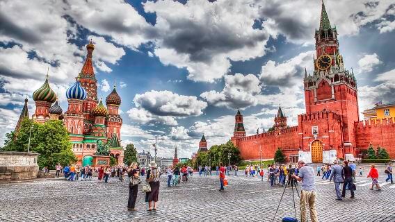 The Moscow Kremlin + Red Square + GUM + Vorob'yevy gory + Moscow State University day tour
