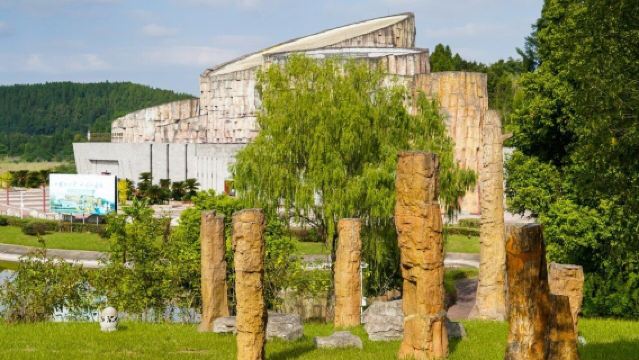 1-Day Private Charter Tour in Suining, Sichuan: China Dead Sea + Ziang's Hometown + Guanyin's Hometown (Bilingual Service in Chinese and English)