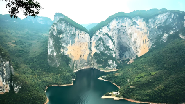 "VIP Kumpulan Kecil 8 Orang" Lawatan Sehari Murni ke Lembah Jantung Enshi + Tebing Rama-Rama Qingjiang|Percutian Keluarga