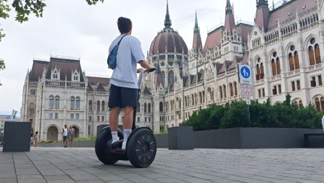 Budapest City Segway Tours / Riverside (BUDA+PEST)   1-Hour