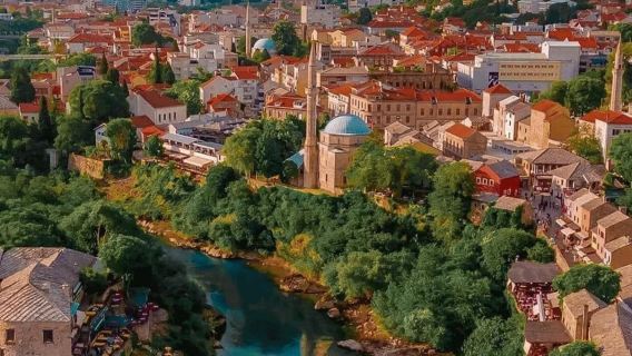 Lawatan sehari di Belgrade, Serbia + Rumah Kecil di Sungai + Bandar Kayu + Tren Kecil Sargan 8
