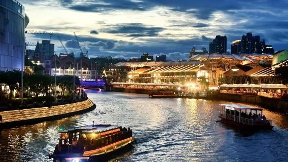 新加坡｜河遊船夜景漫遊+唐人街壁畫徒步+海鮮晚餐之旅