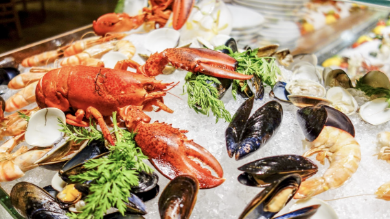Buffet at mezza9 Macau in Grand Hyatt Macau (interactive cooking + seafood buffet + live chef stations)