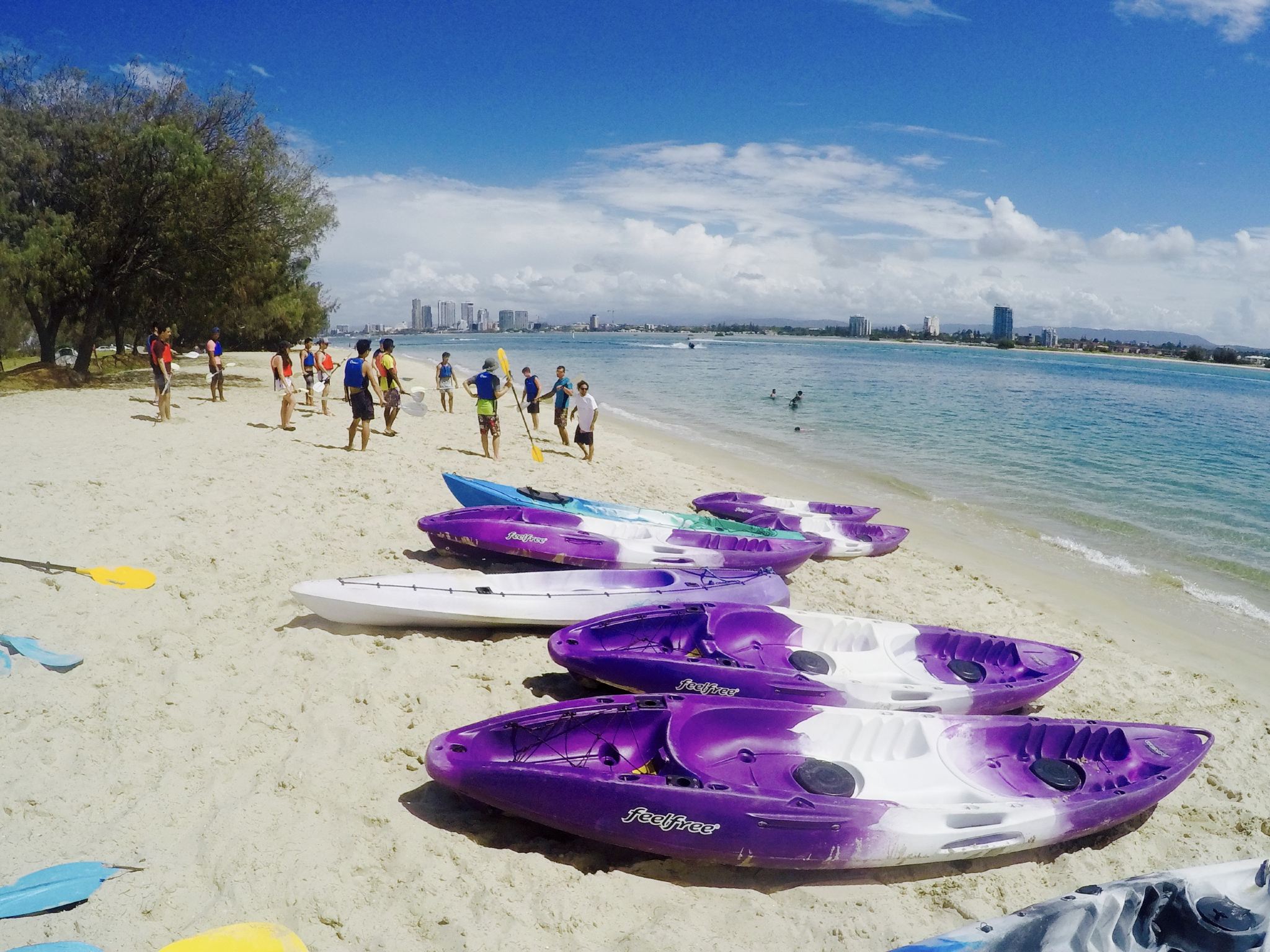 Australian Kayaking Adventures: 2-hour kayaking at Gold Coast Broadwater + snorkeling at Wave Break Island