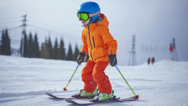 天柱山滑雪一日遊【含滑雪4小時】|含魔毯+雪鞋+雪板+雪杖】