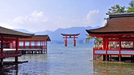  Hiroshima & Miyajima Bus Day Tour: Hiroshima Peace Memorial Park + Itsukushima Shrine