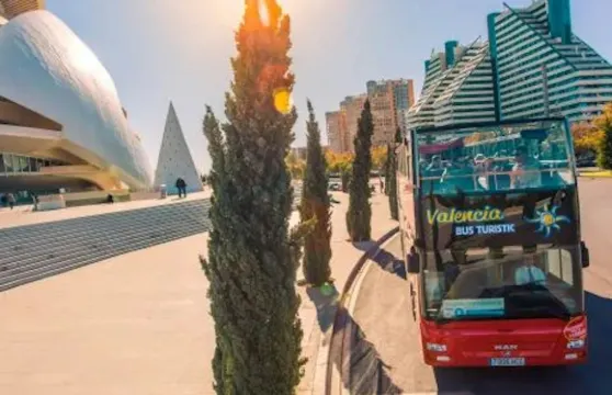 華倫西亞觀光巴士:48小時隨上隨下巴士之旅 + 聖尼古拉斯門票