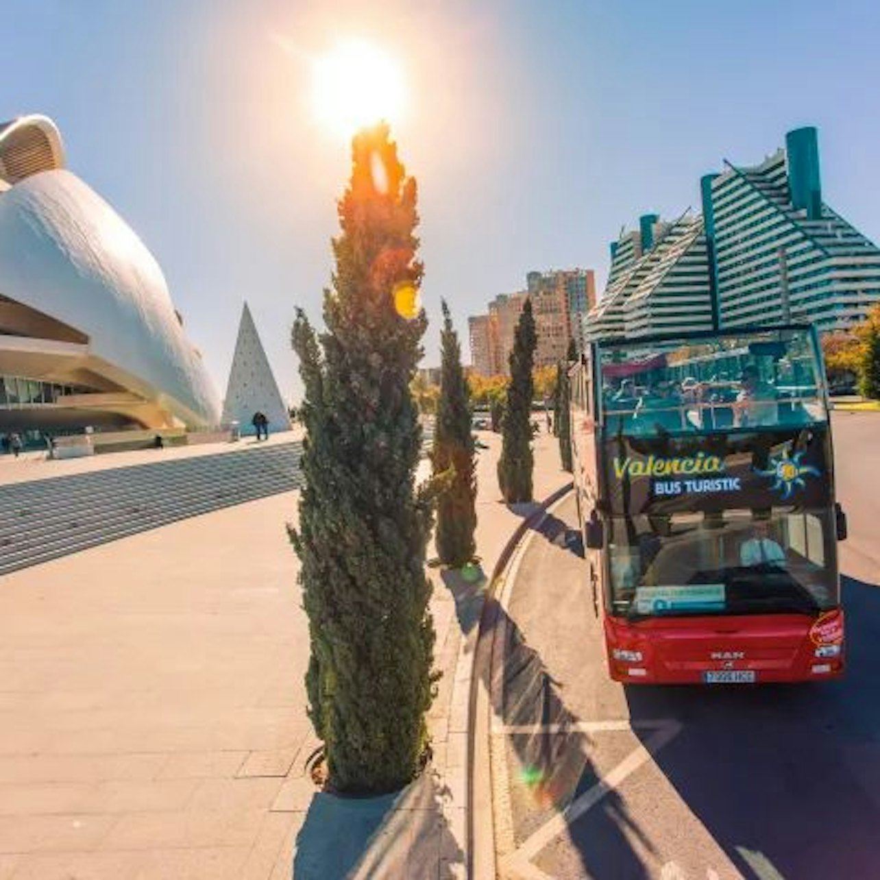 Valencia Bus Turistic: tour in autobus hop-on hop-off di 48 ore + ingresso a San Nicola