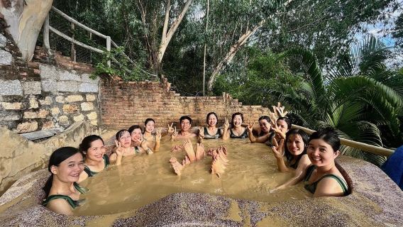 Опыт грязевых ванн в термальных источниках Тхап Ба в Нячанге, Вьетнам