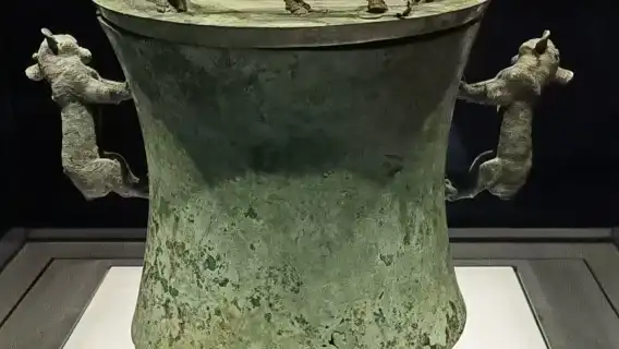 Sihang Warehouse Anti-Japanese War Memorial Hall + Shanghai Museum East Hall day tour with 3.5-hour in-depth guided tour