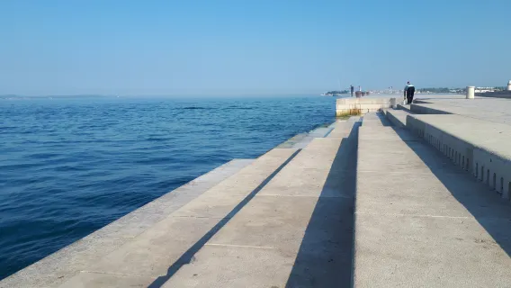 Croatia Sea Organ + Church of St. Donatus + Ban Jelacic Square + Museum of Broken Relationships private charter