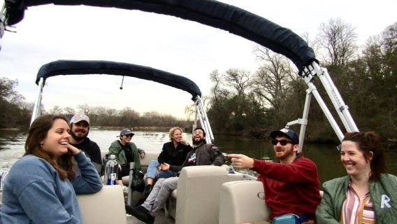 Waco: Petualangan Berperahu di Sungai Brazos