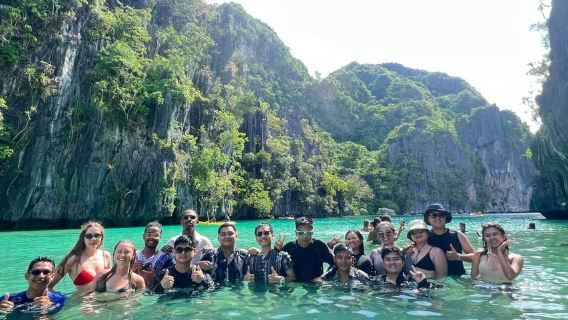 El Nido: Tour compartido de isla en isla C con almuerzo buffet