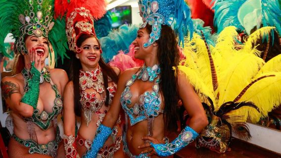 Miami: Cena y espectáculo en Mango's Tropical Cafe