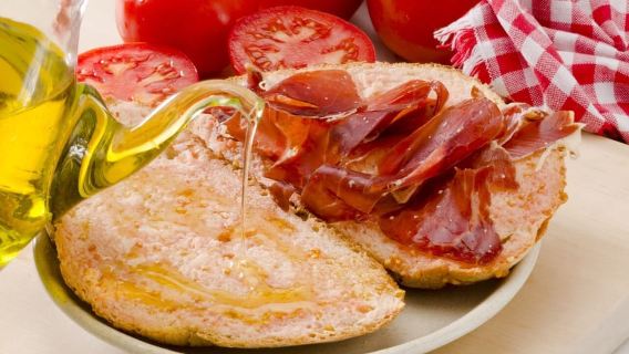 Barcelona: Tur Jalan Kaki Tapas & Pertunjukan Flamenco